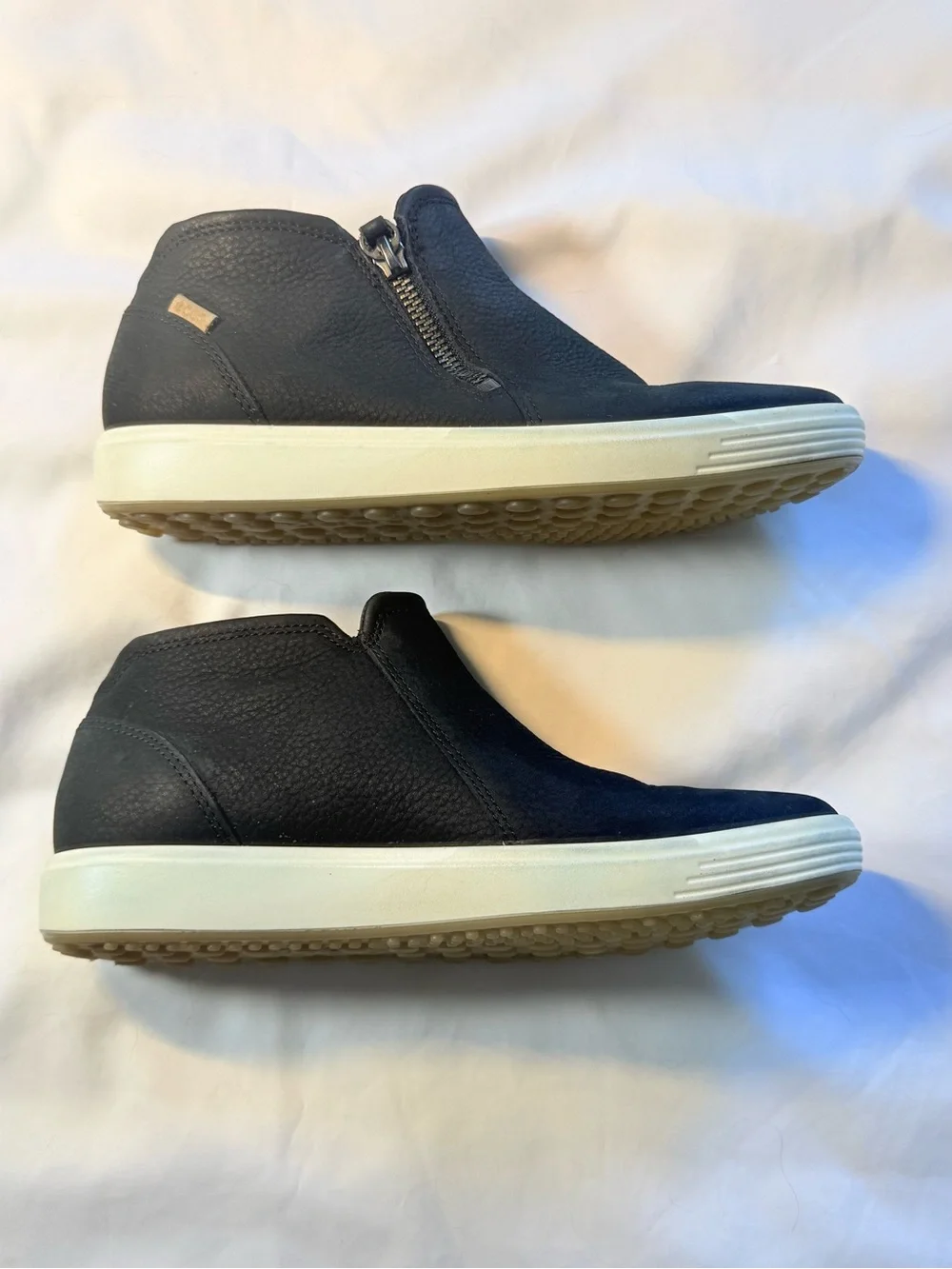ECCO Soft 7 High Top Zip Leather Booties Sneakers Black Size EU 37 / US 6-6.5